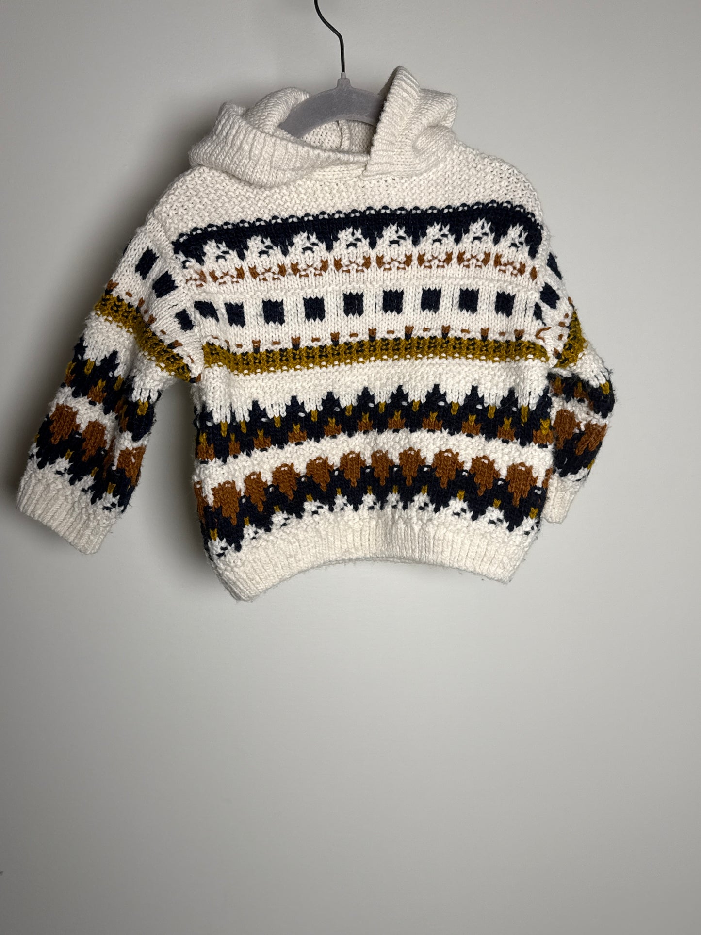 ZARA | LAINE CAPUCHON 6-9M