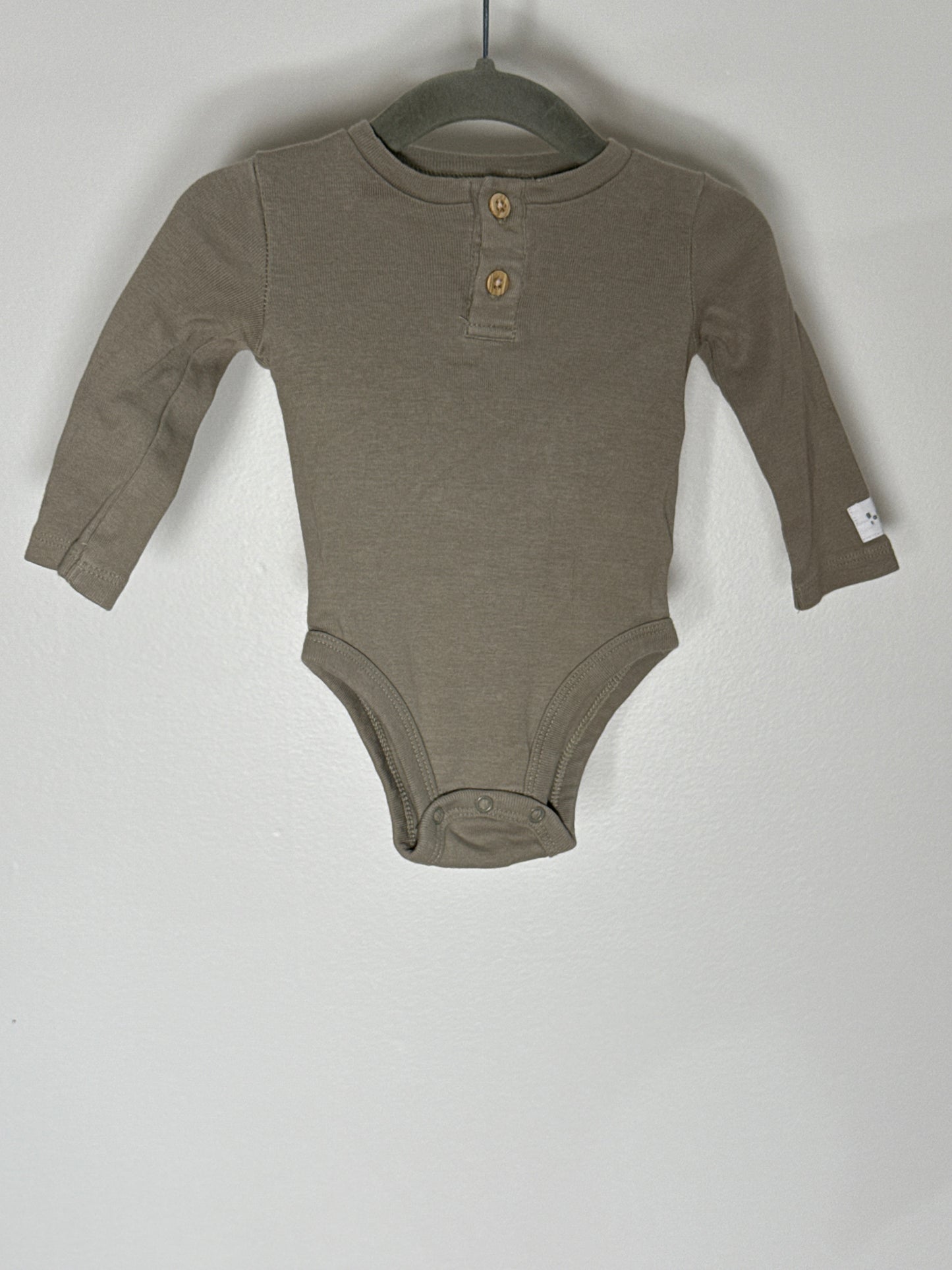 GAGOU TAGOU | CACHE-COUCHE 6M