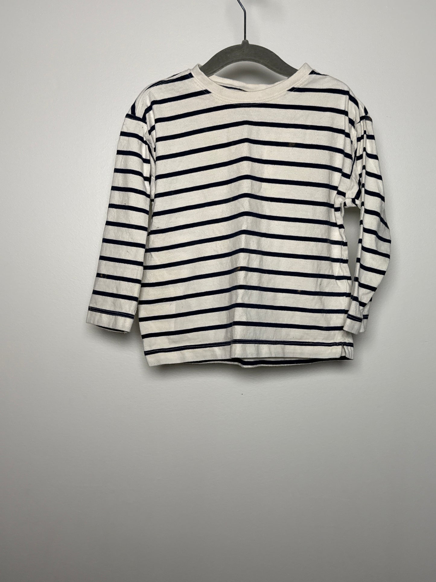 ZARA | CHANDAIL 4T *IMPARFAIT