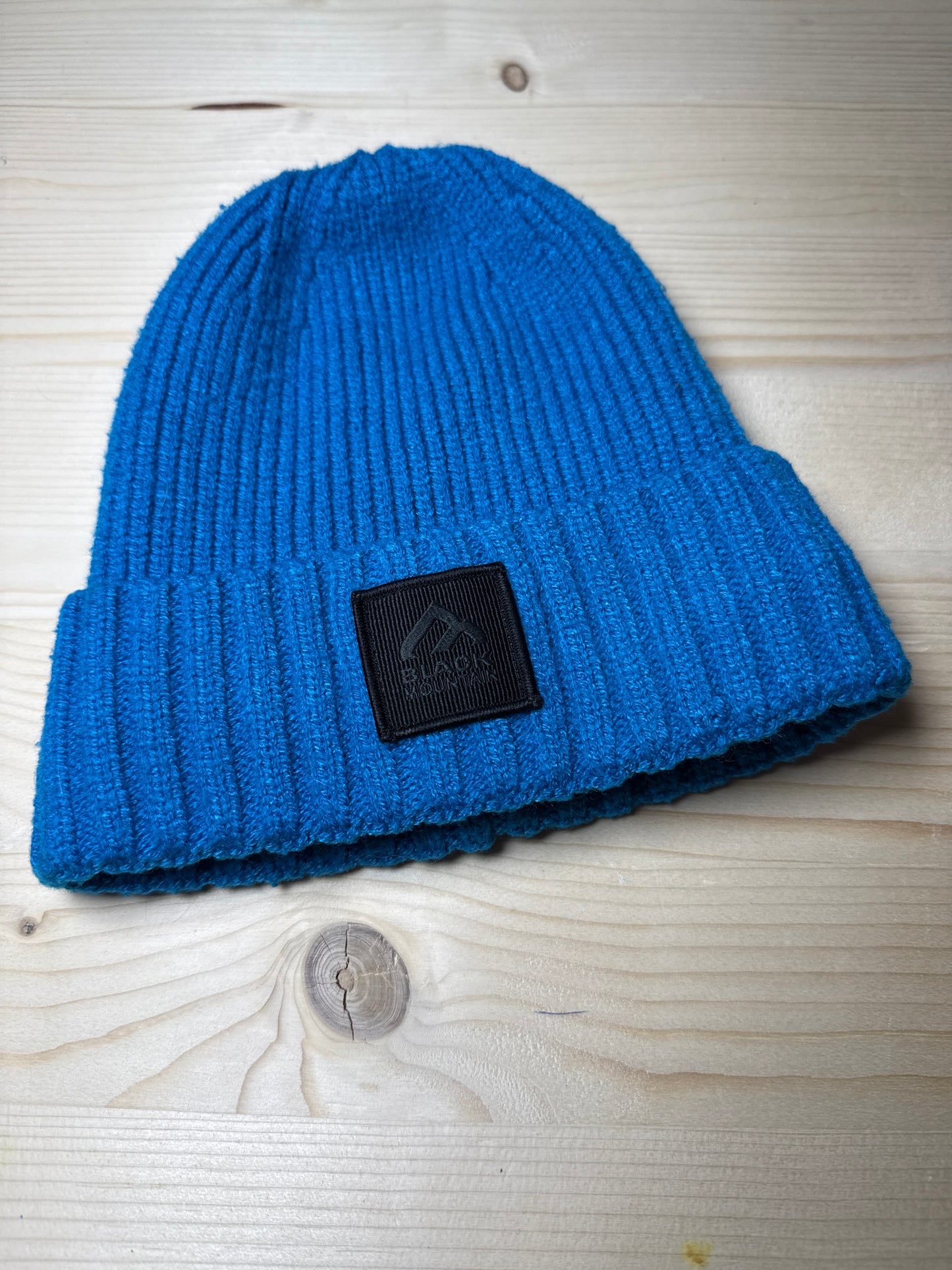 BLACK MOUNTAIN | TUQUE O/S